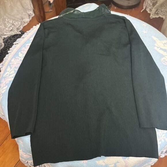 *Adrienne Vittidini* LN! Sz L Deep Green Ribbed Ruffled Cardigan - Picture 5 of 7